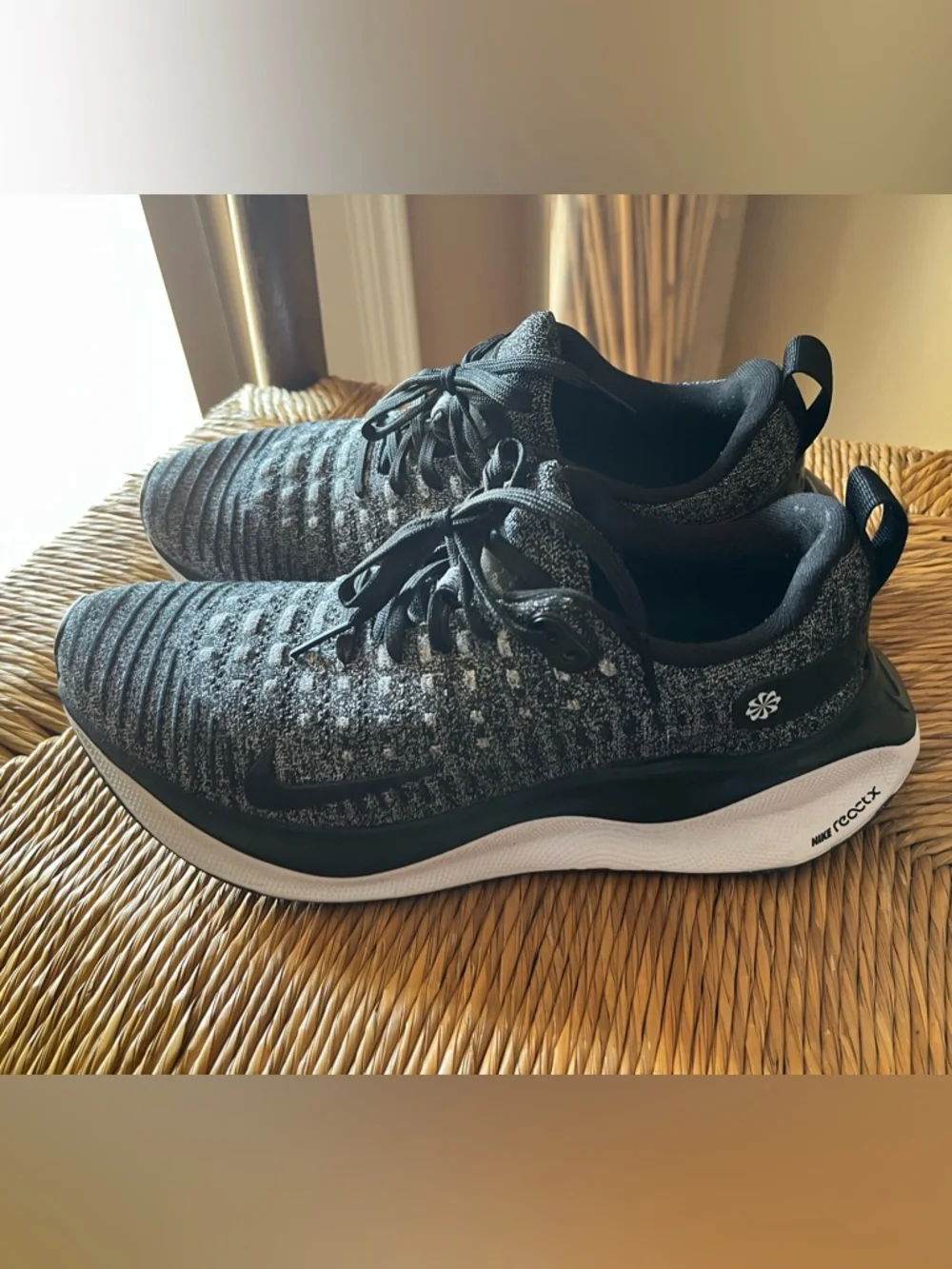 Nike ReactX Infinity Run 4 Oreo Black White Running Shoes Size 8 ladies - Picture 5 of 12